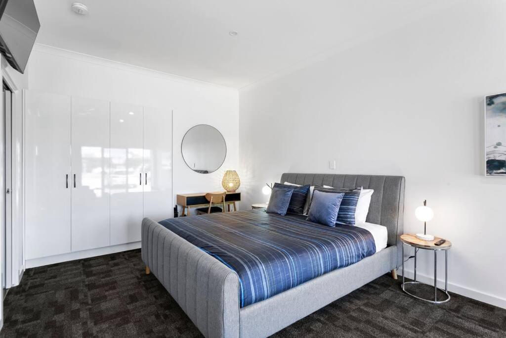 Port Lincoln Shark Apartment 5 외부 사진